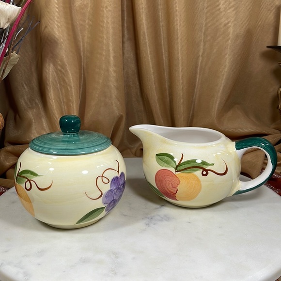 “EXCLUSIVELY YOURS” Porcelain Cream & Sugar Set from Argosy Casino - Picture 1 of 17